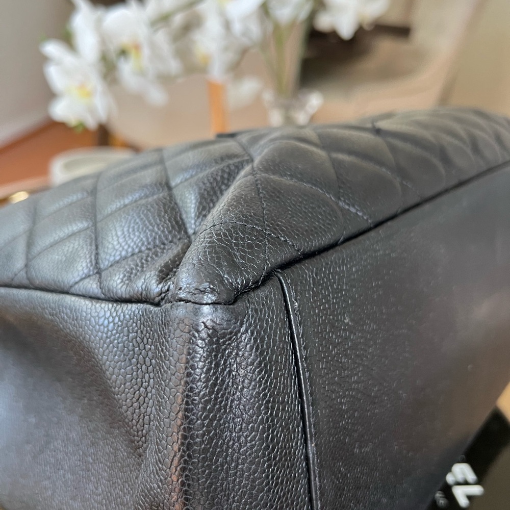 Chanel Gst Bag - Picture 7 of 8
